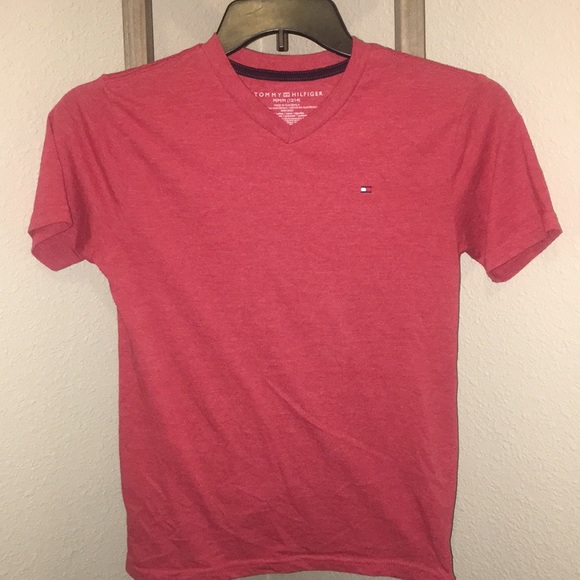 Tommy Hilfiger Boys Red Tee Size Medium 12/14 - Picture 1 of 2